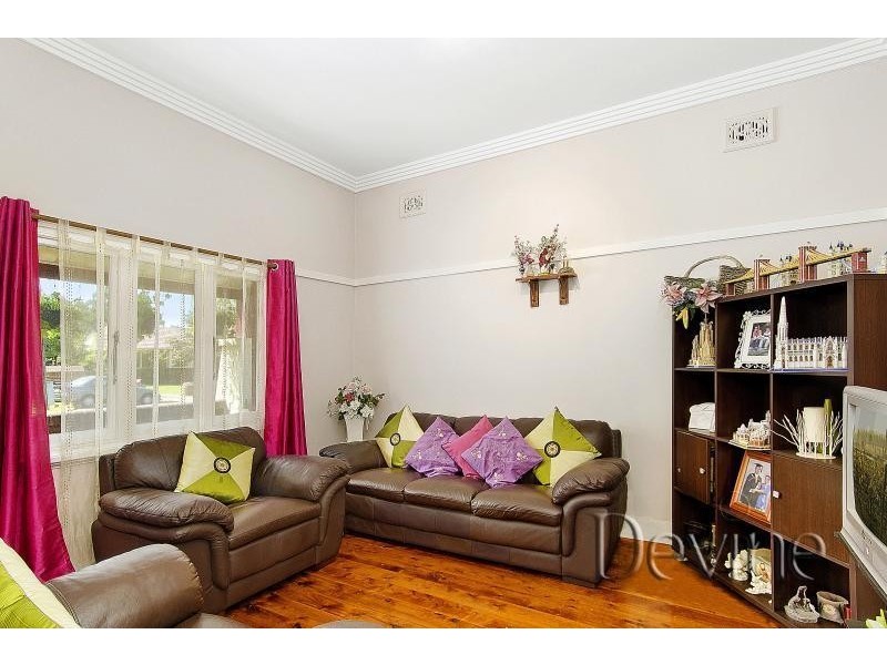12 Burton Street, Concord NSW 2137
