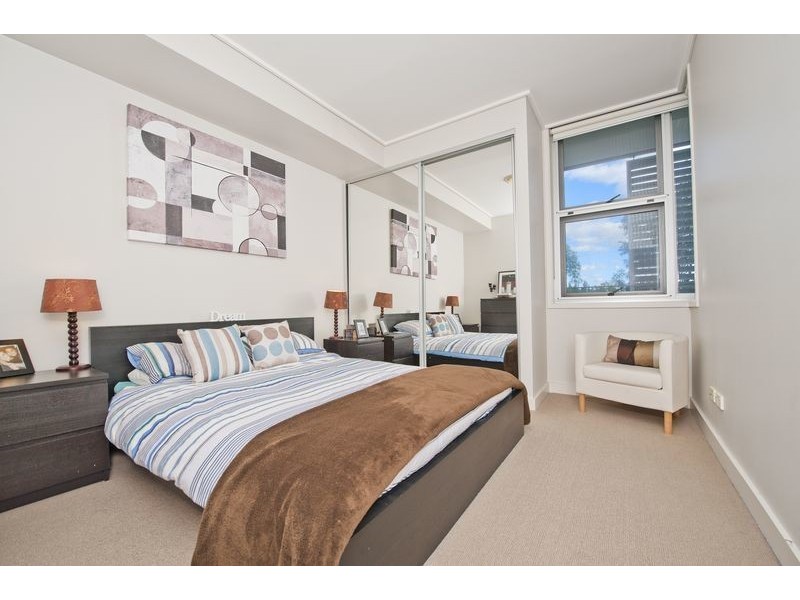 235/25 Bennelong Parkway, Wentworth Point NSW 2127