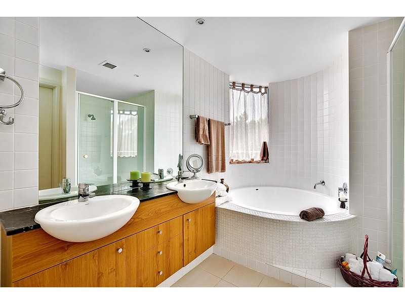 69/29 Bennelong Road, Wentworth Point NSW 2127
