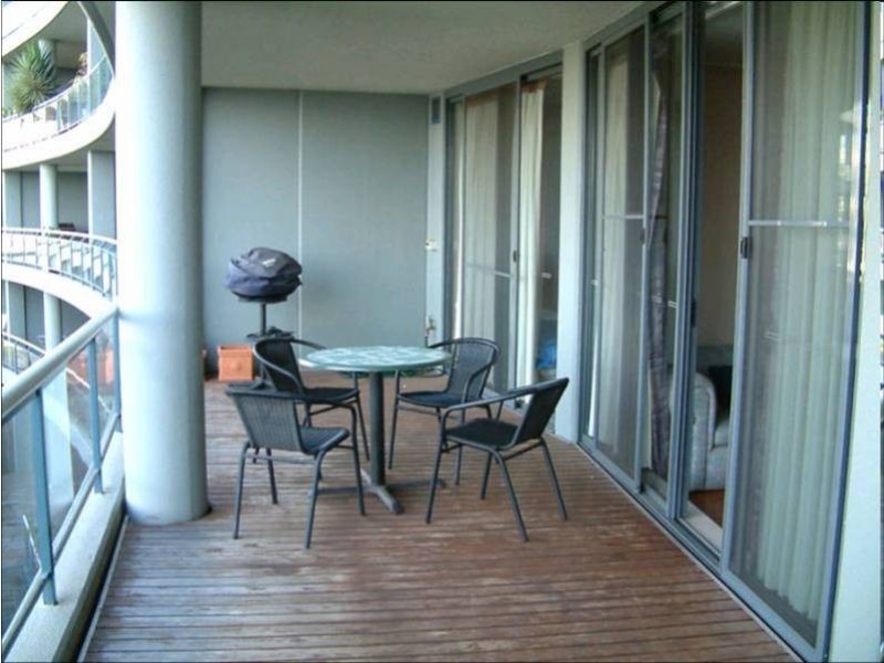 82/27 Bennelong Road, Wentworth Point NSW 2127