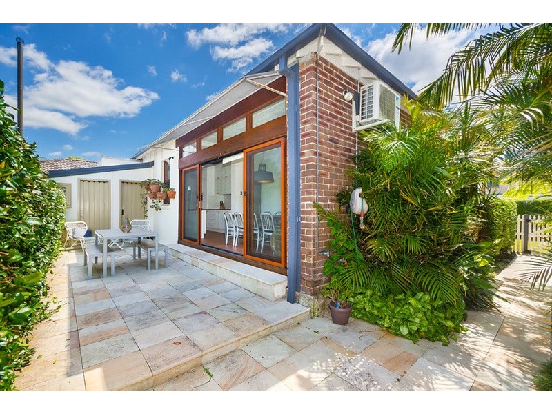 23 Arthur Street, Rodd Point NSW 2046