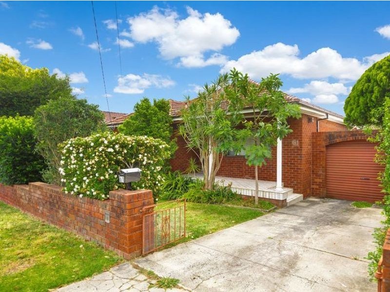 61 Brays Road, Concord NSW 2137