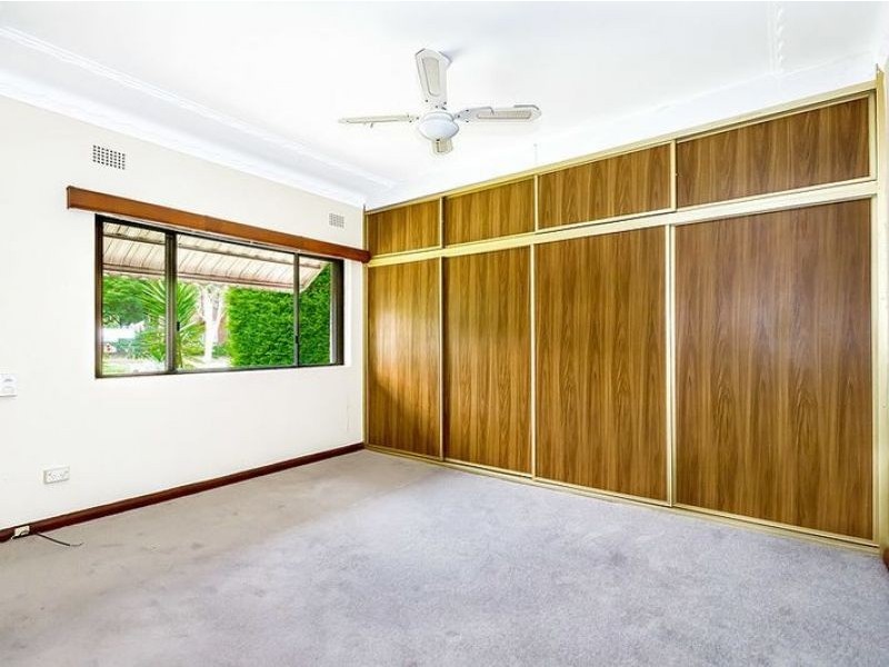 61 Brays Road, Concord NSW 2137