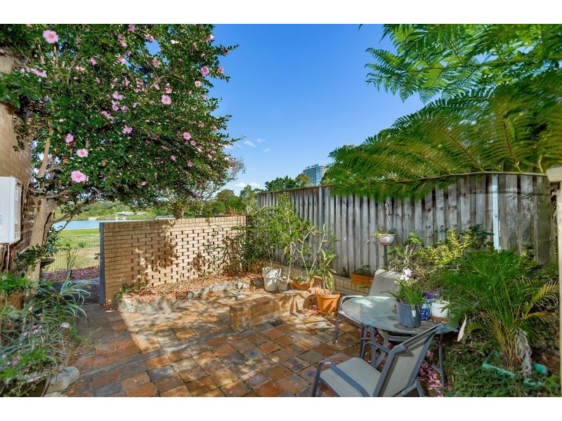 3/21 Llewellyn Street, Rhodes NSW 2138
