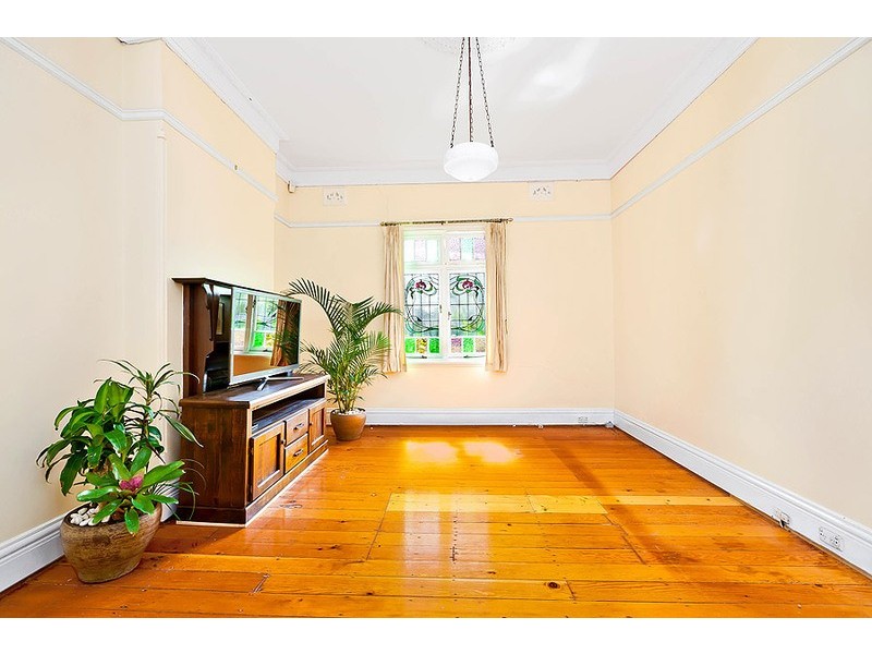 12 Victoria Avenue, Concord West NSW 2138