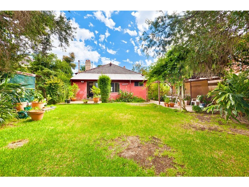 12 Victoria Avenue, Concord West NSW 2138