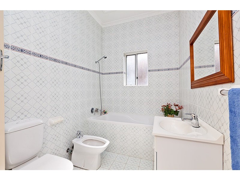 16 Empire Ave, Concord NSW 2137