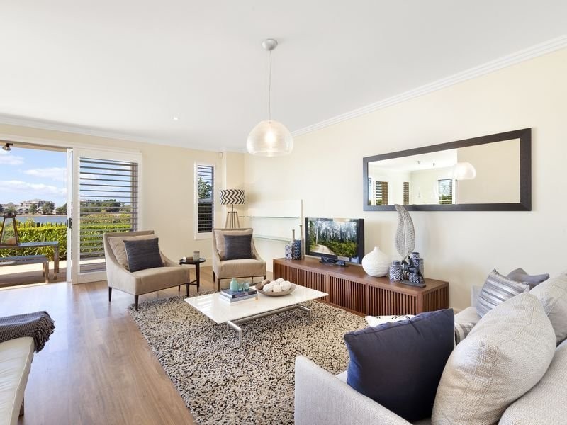 10 Jacaranda Drive, Cabarita NSW 2137