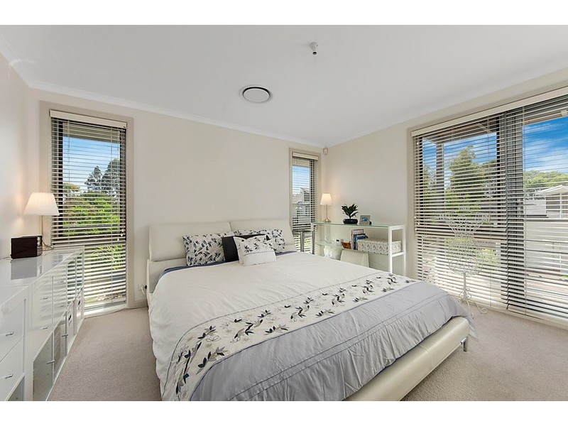 2 Henricks Avenue, Newington NSW 2127