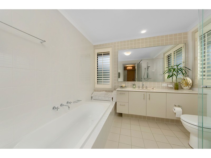 2 Henricks Avenue, Newington NSW 2127