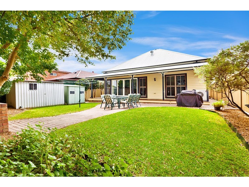 18 Melbourne Street, Concord NSW 2137