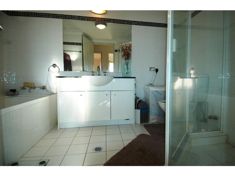 801/4 Wentworth Drive, Liberty Grove NSW 2138