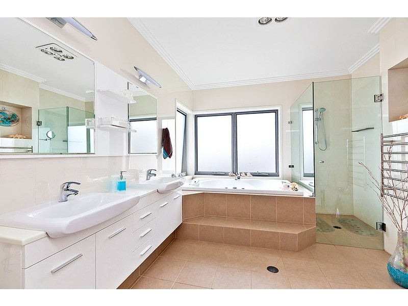 67 Llewellyn Street, Rhodes NSW 2138