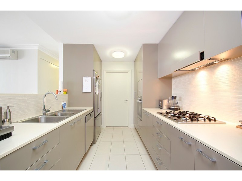 305/6 Peninsula Drive, Breakfast Point NSW 2137