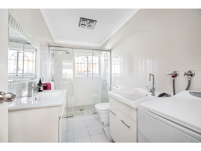 4 Tripod Street, Concord NSW 2137