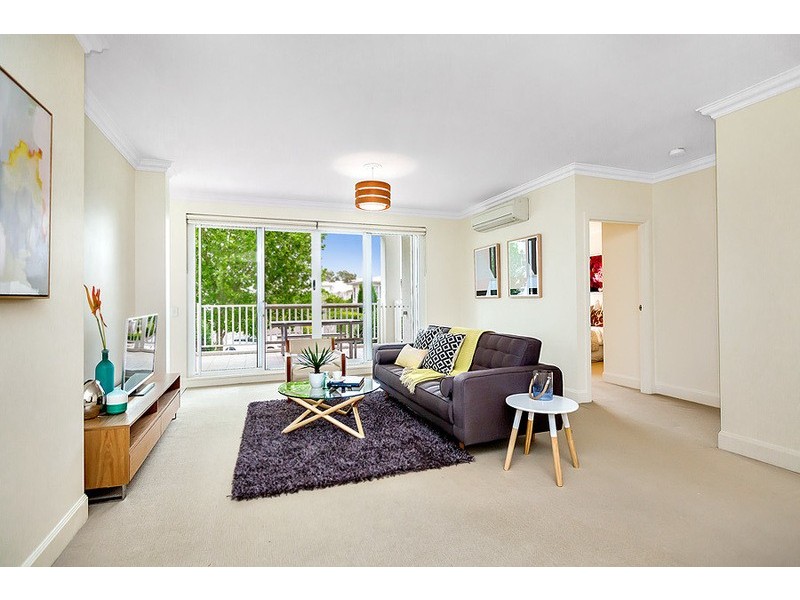 21/1 Juniper Drive, Breakfast Point NSW 2137