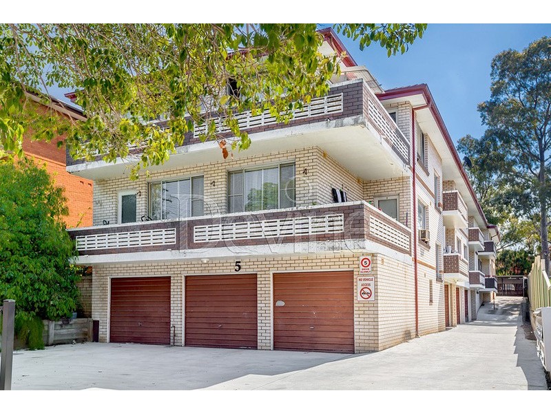 1/5 Hampstead Road, Homebush West NSW 2140