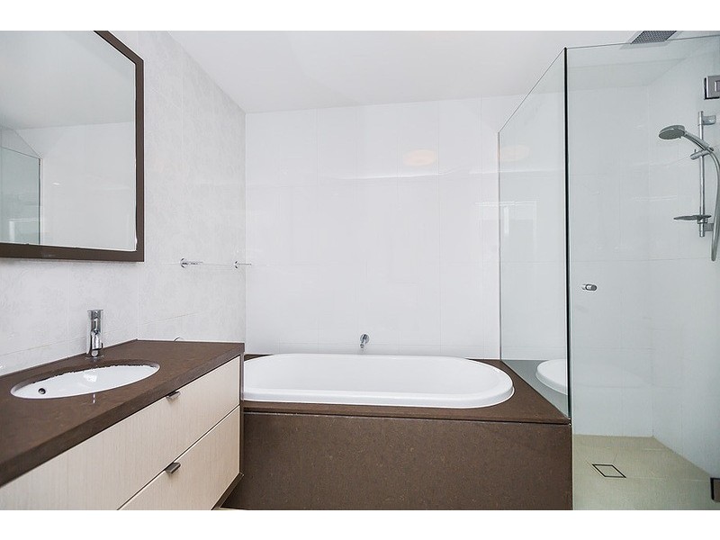 206/10 Vineyard Way, Breakfast Point NSW 2137