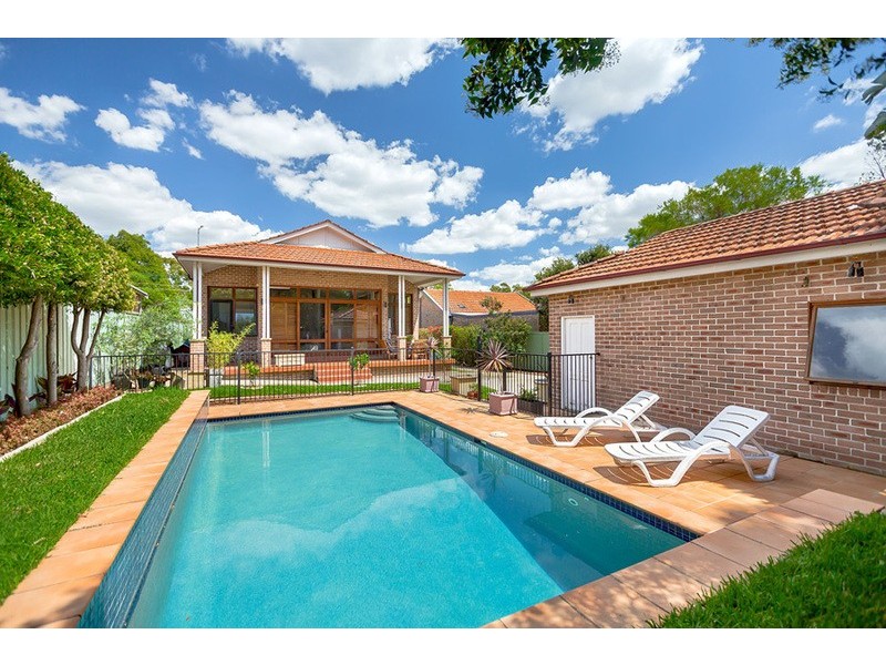 21 Mackenzie Street, Concord West NSW 2138