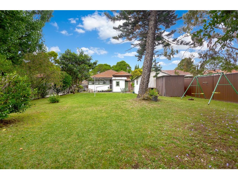 3 Coonong Road, Concord West NSW 2138