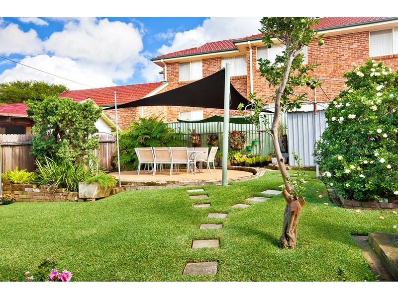 34 Elphinstone Street, Cabarita NSW 2137