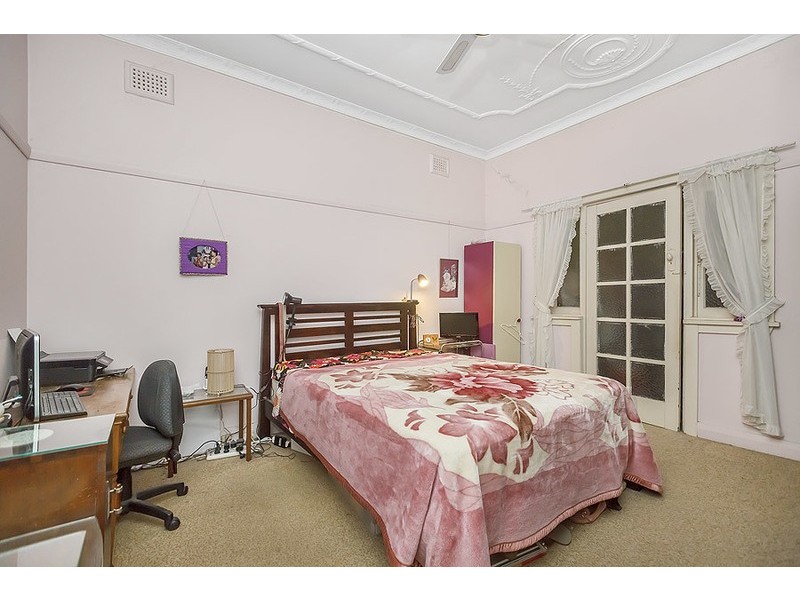 16 Argonne Street, North Strathfield NSW 2137