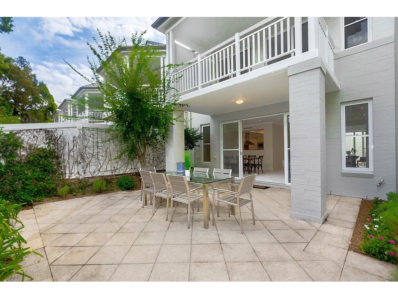 4 Rosemeadow Drive, Cabarita NSW 2137