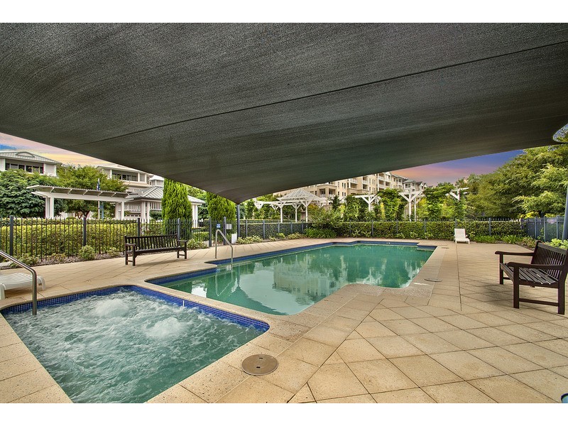 4 Rosemeadow Drive, Cabarita NSW 2137