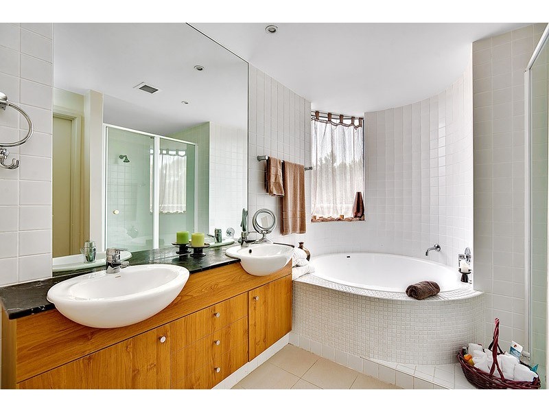 69/29 Bennelong Road, Wentworth Point NSW 2127