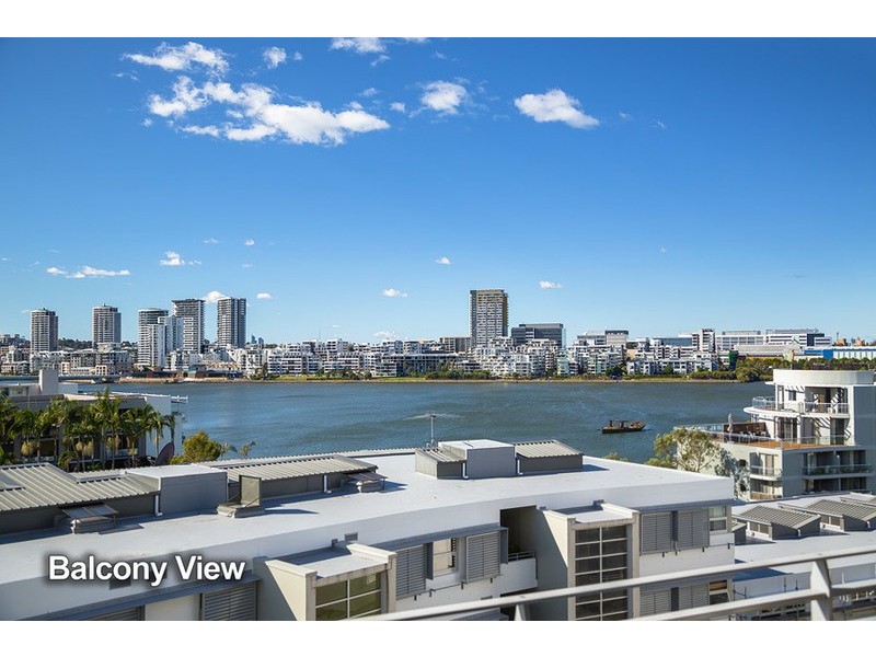 735/25 Bennelong Parkway, Wentworth Point NSW 2127