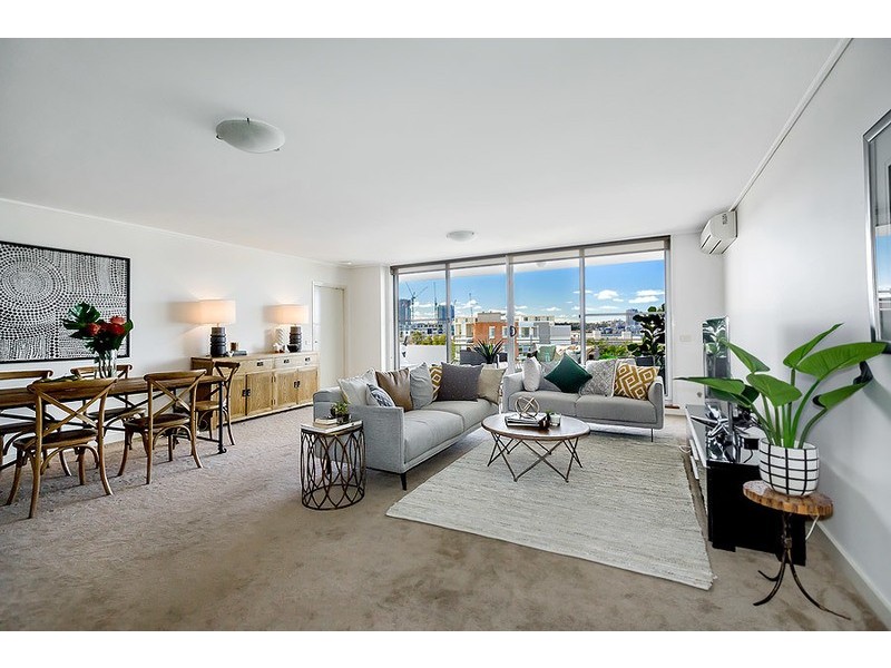 735/25 Bennelong Parkway, Wentworth Point NSW 2127