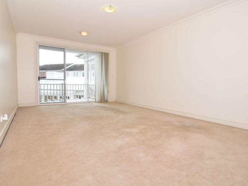 206/10 Fairwater Close, Breakfast Point NSW 2137