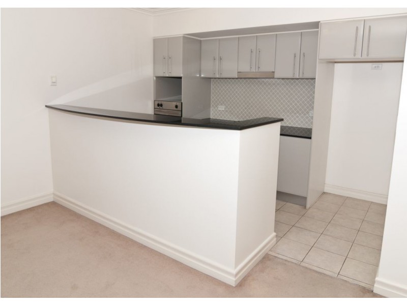 206/10 Fairwater Close, Breakfast Point NSW 2137