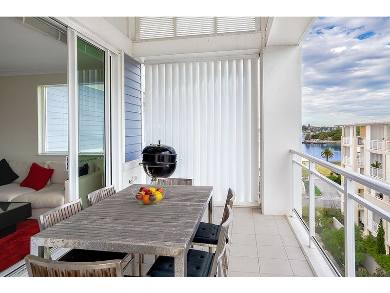 509/2 Rosewater Circuit, Breakfast Point NSW 2137