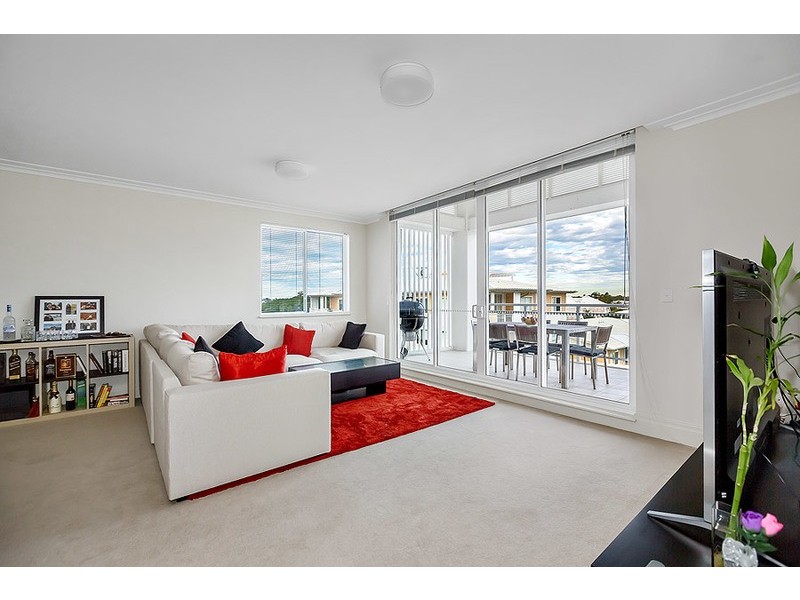 509/2 Rosewater Circuit, Breakfast Point NSW 2137