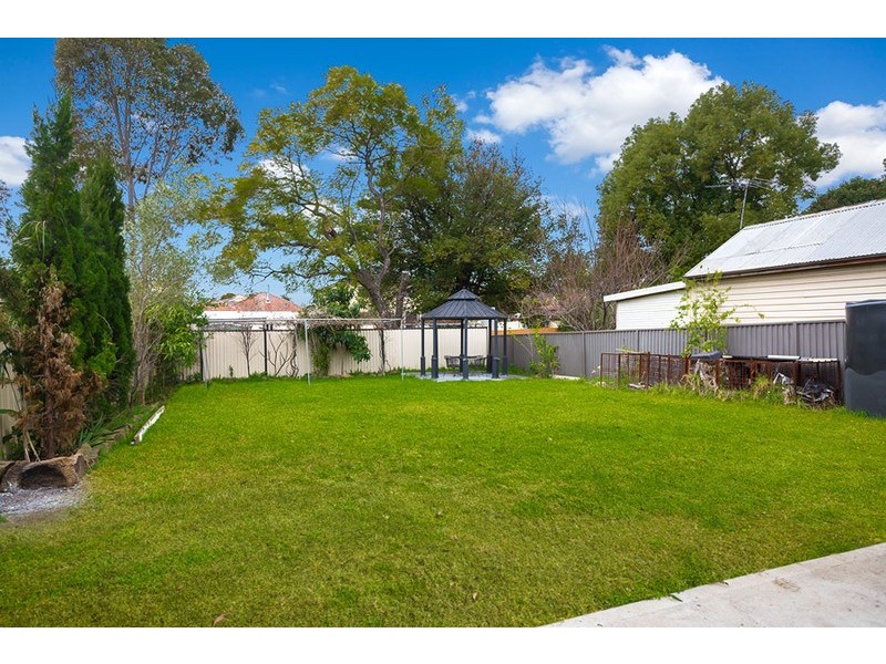 16 Milner Road, Guildford NSW 2161