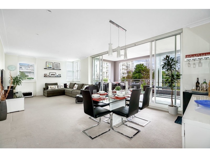 21/1-3 Rosewater Circuit, Breakfast Point NSW 2137