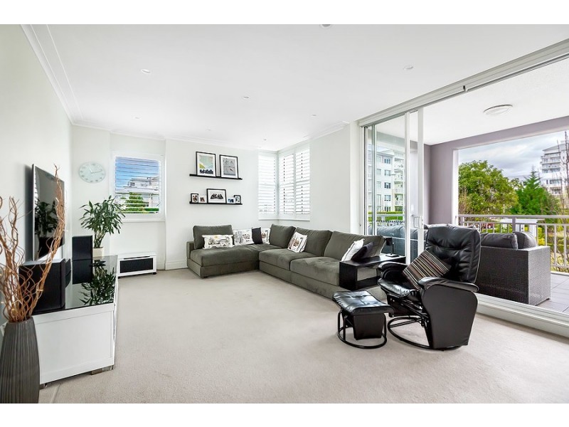 21/1-3 Rosewater Circuit, Breakfast Point NSW 2137