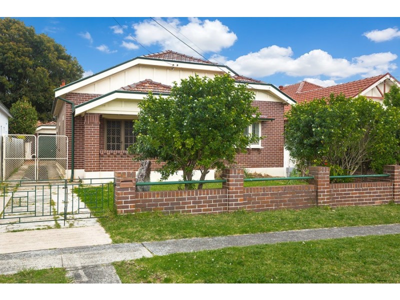 62 Macnamara Avenue, Concord NSW 2137