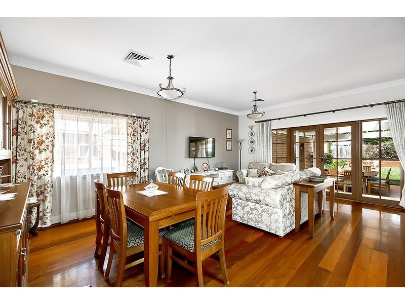 24 Elphinstone Street, Cabarita NSW 2137