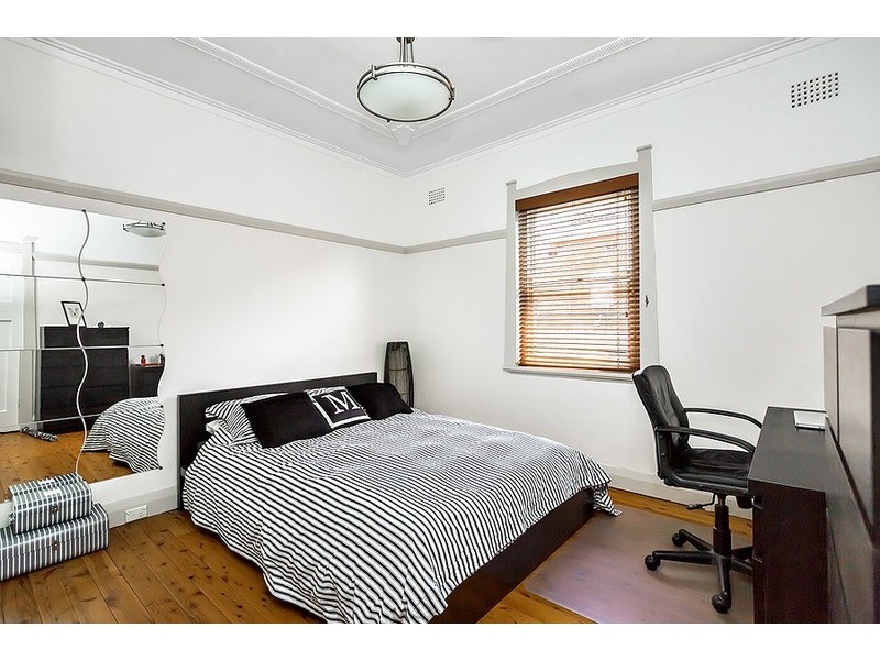 24 Elphinstone Street, Cabarita NSW 2137