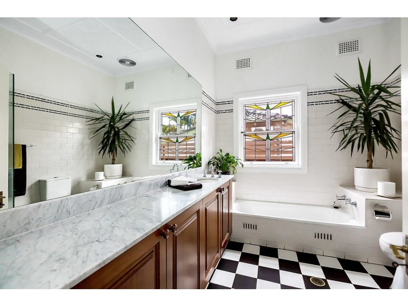 21 Minna Street, Burwood NSW 2134