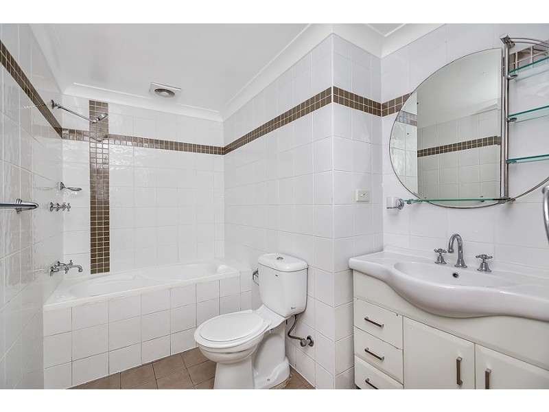 4/76-78 Courallie Avenue, Homebush West NSW 2140