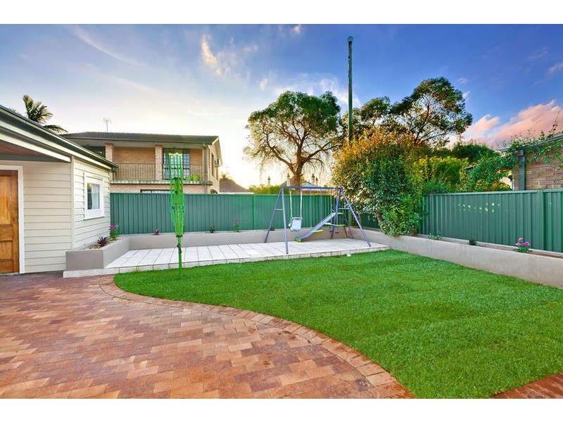 9 Milton Street North, Ashfield NSW 2131