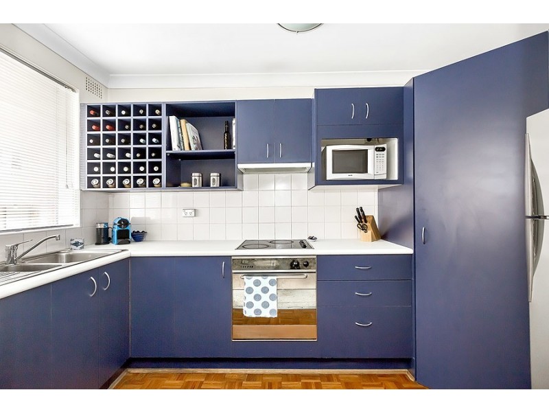 10/15 Bank Street, Meadowbank NSW 2114