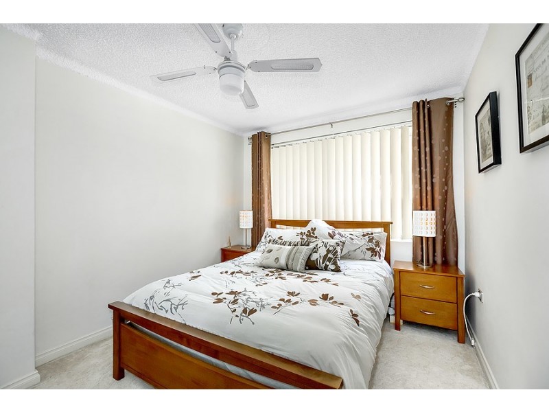 10/15 Bank Street, Meadowbank NSW 2114