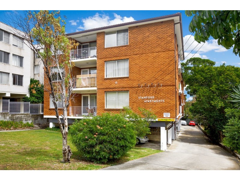 10/15 Bank Street, Meadowbank NSW 2114