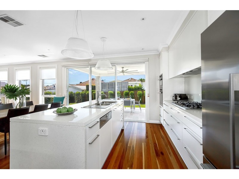 28 Arthur Street, Rodd Point NSW 2046