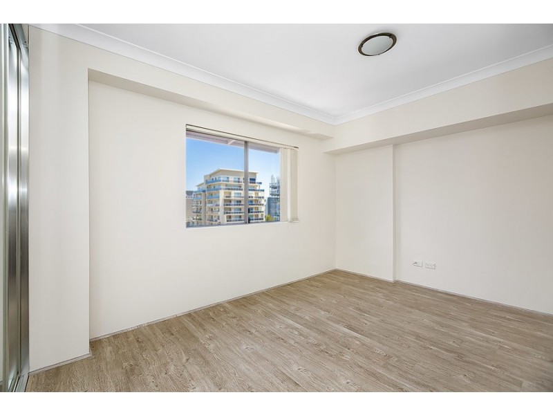 17/8-10 Lachlan Street, Liverpool NSW 2170