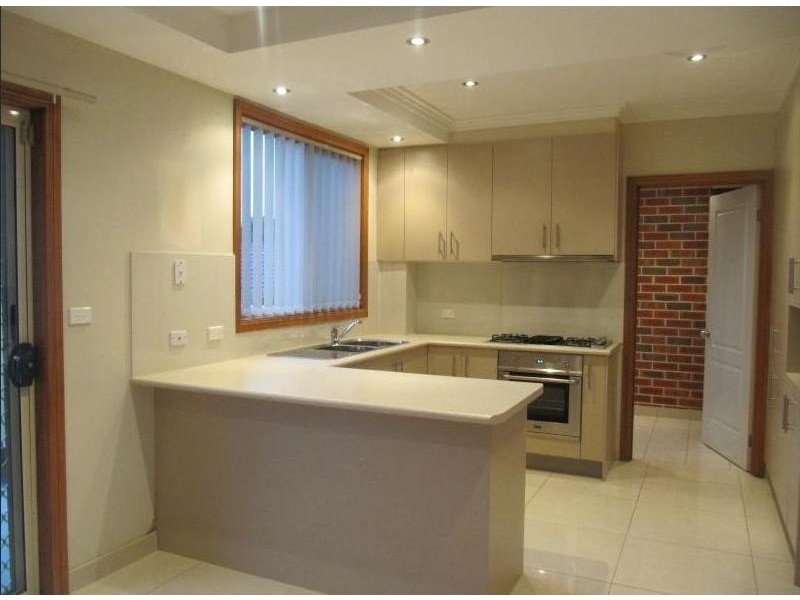 9/17-19 Greenfinch Street, Green Valley NSW 2168